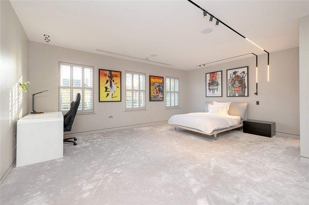 Additional image 16 of 5 bed detached house for saleFairmile Avenue, Cobham, Surrey KT11
