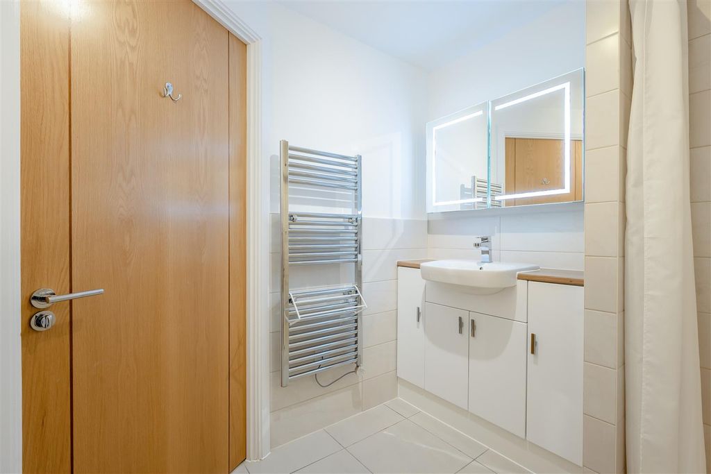 Additional image 11 of 2 bed flat for saleLancer House, Butt Road, Colchester CO2