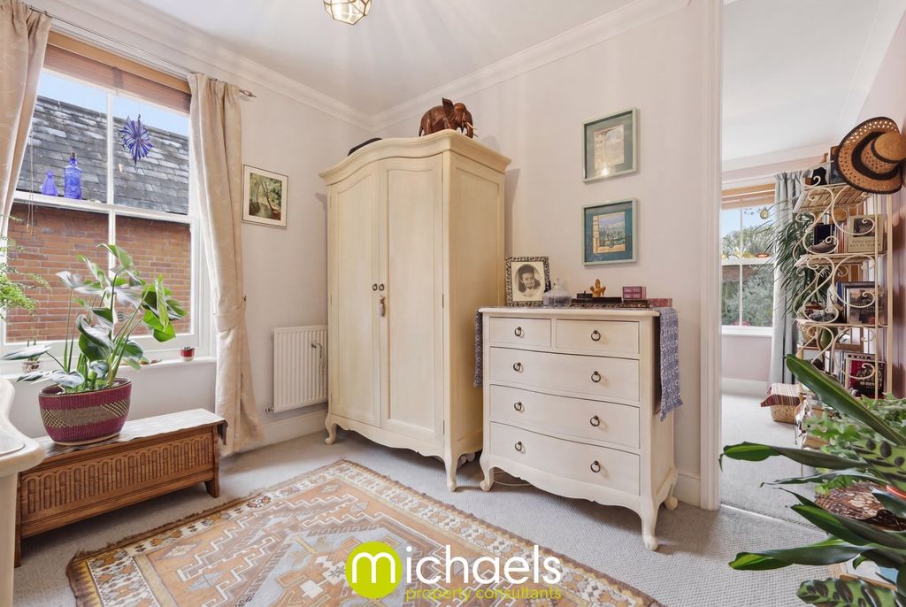 Additional image 21 of 5 bed semi-detached house for saleMaldon Road, Colchester CO3