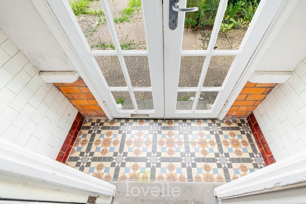 Additional image 4 of 3 bed semi-detached house for salePrinces Road, Cleethorpes DN35