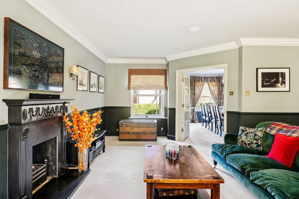 Additional image 9 of 5 bed detached house for saleSandringham Park, Surrey KT11