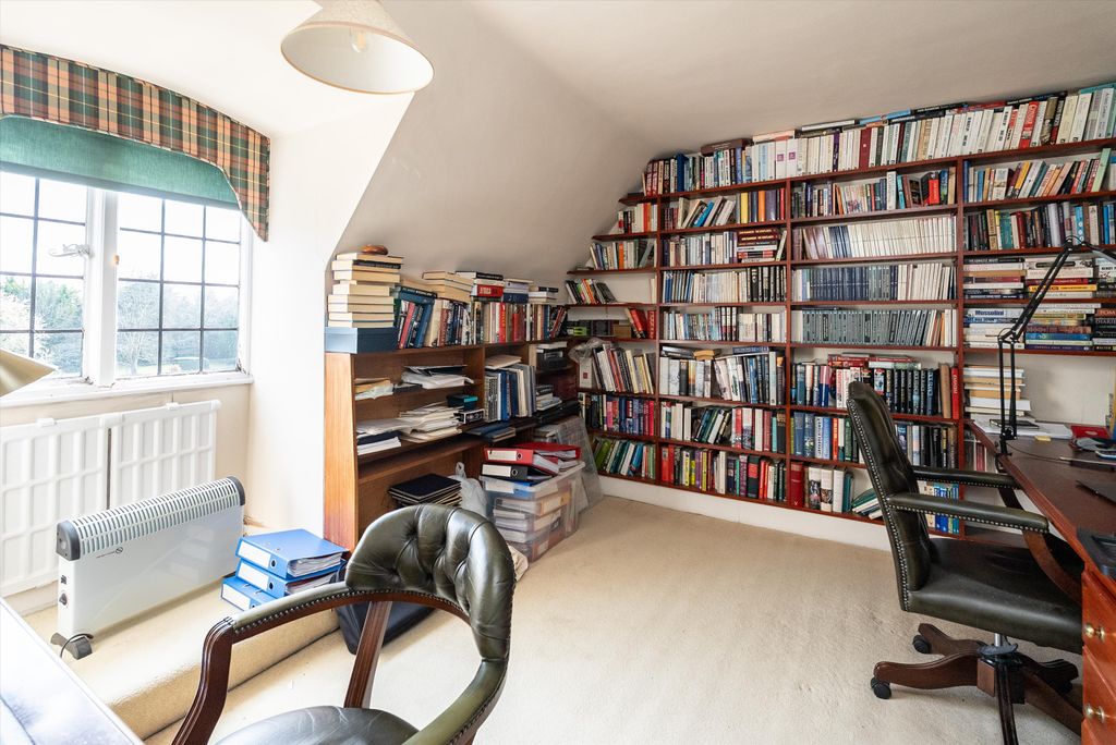 Additional image 12 of 5 bed detached house for saleLeigh Hill Road, Cobham, Surrey KT11