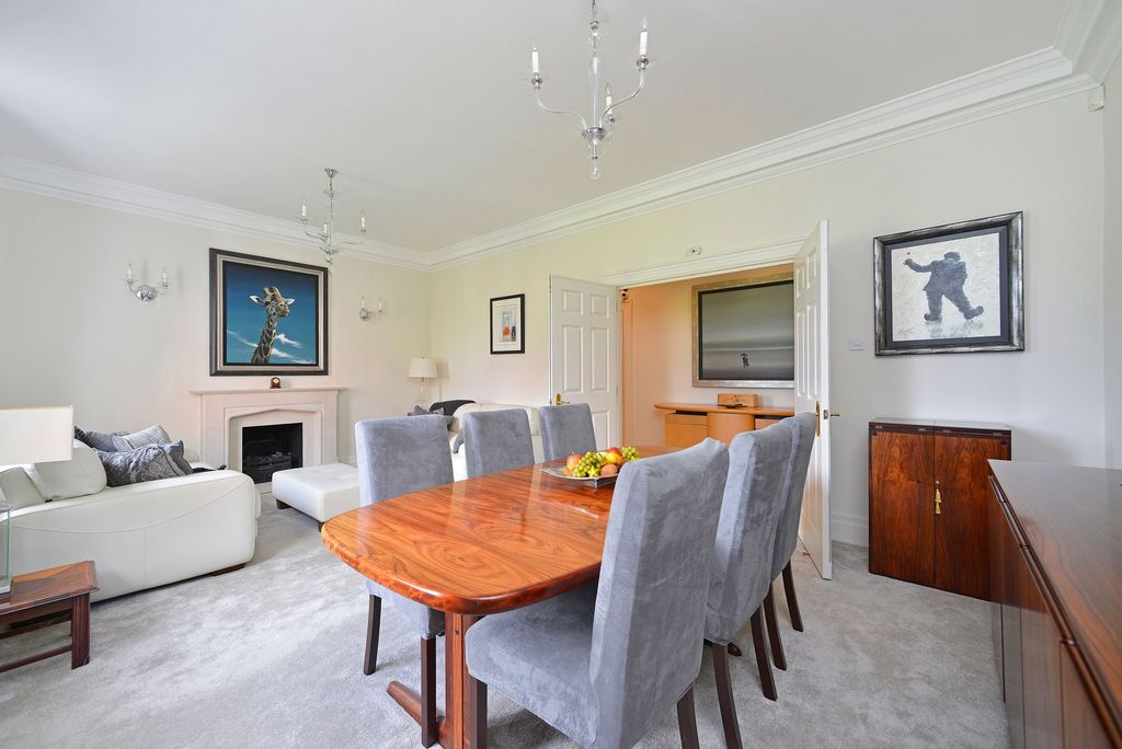 Additional image 17 of 2 bed flat for saleElmbridge Road, Cranleigh GU6