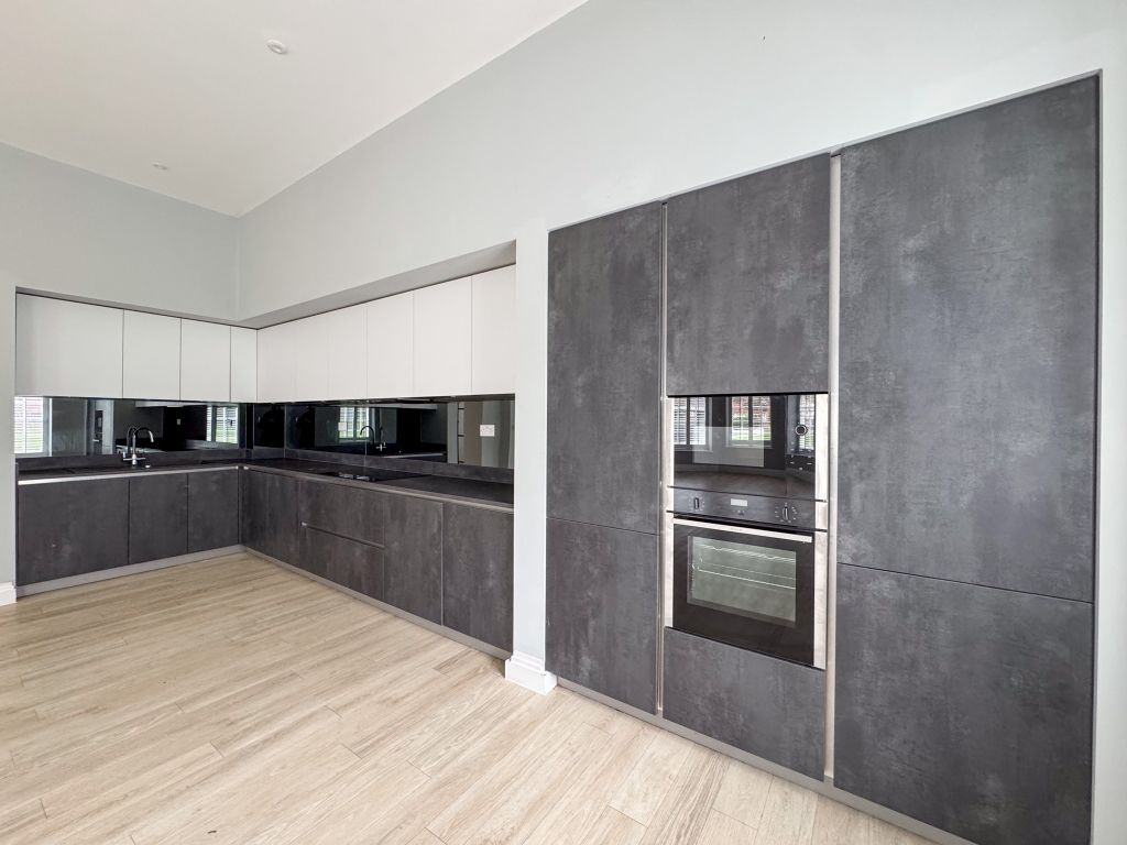 Additional image 7 of 4 bed end terrace house for saleEchelon Walk, Colchester CO4