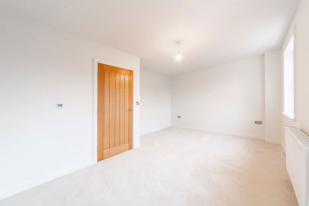 Additional image 9 of 4 bed semi-detached house for saleSycamore House, Waterloo Road, Cranbrook TN17