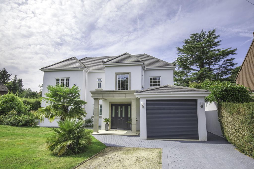6 bed detached house for saleRownhams, Rickman Hill Road, Chipstead CR5