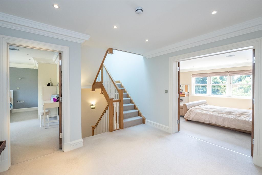 Additional image 12 of 5 bed detached house for saleHeath Ridge Green, Cobham, Surrey KT11