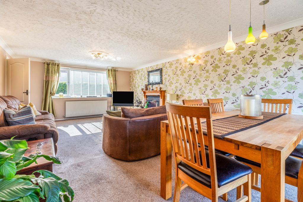Additional image 4 of 4 bed detached bungalow for saleAlderford Close, Clitheroe BB7