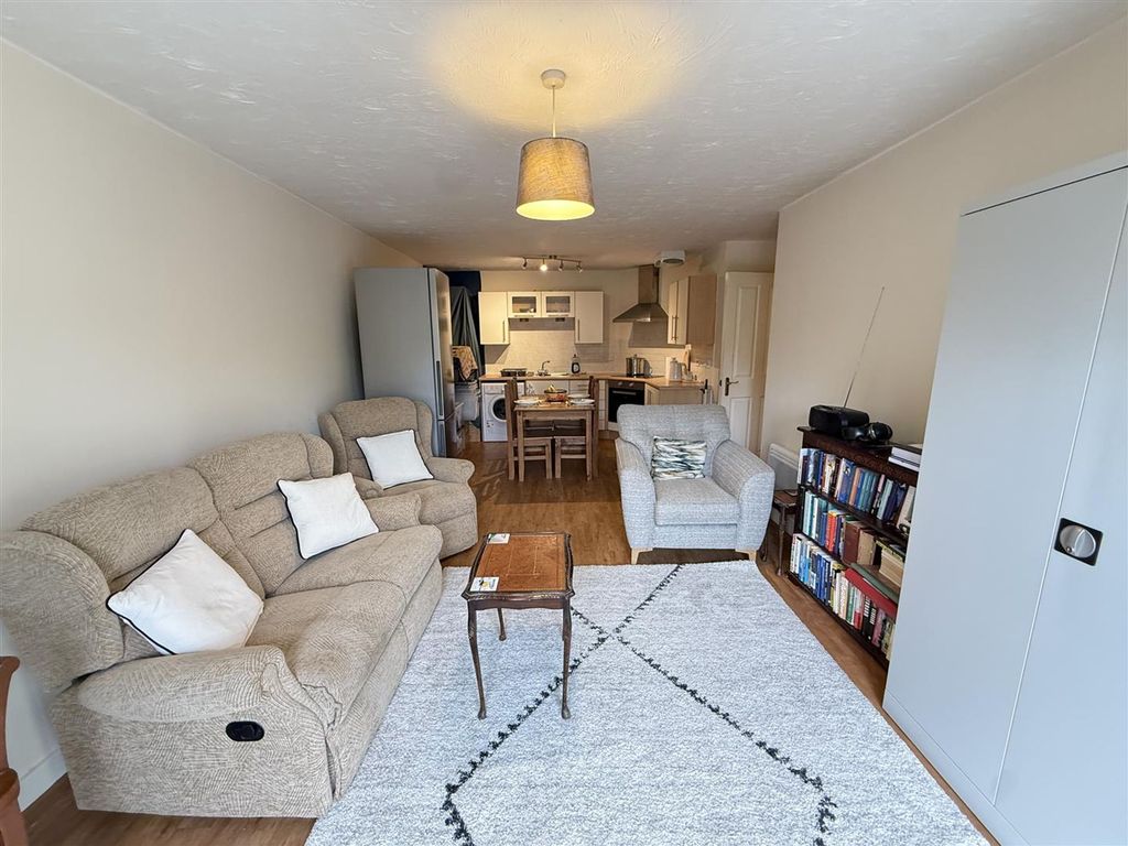 Additional image 3 of 2 bed flat for saleSt. Marys Street, Crewe CW1