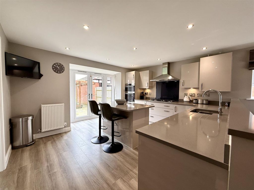 Additional image 5 of 4 bed detached house for saleTugby Drive, Hugglescote, Coalville LE67