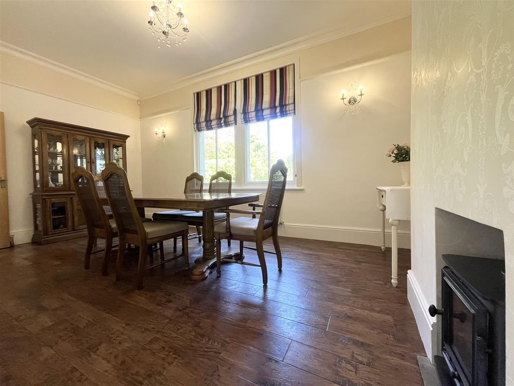 Additional image 25 of 5 bed detached house for salePark Lane, Congleton CW12