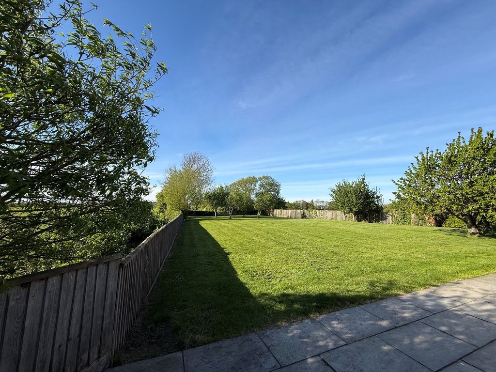 Additional image 3 of 5 bed detached bungalow for saleLower Strode Road, Clevedon BS21
