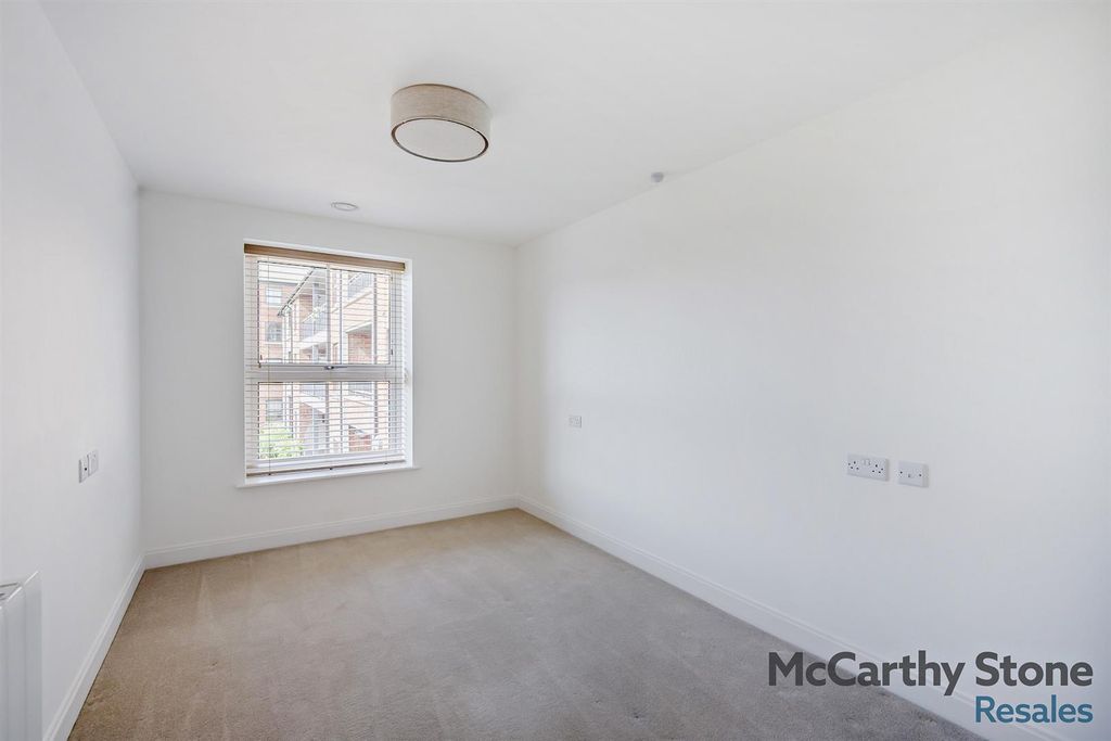 Additional image 10 of 2 bed flat for saleLancer House, Butt Road, Colchester CO2