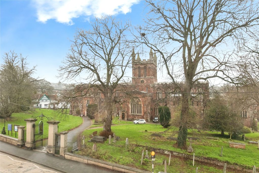 Additional image 10 of 5 bed flat for saleEast Street, Crediton, Devon EX17