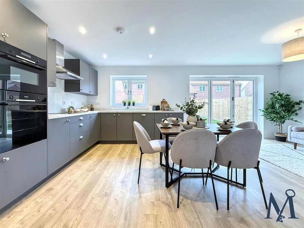 Additional image 6 of 4 bed detached house for saleGrange Meadows, Hugglescote, Coalville LE67