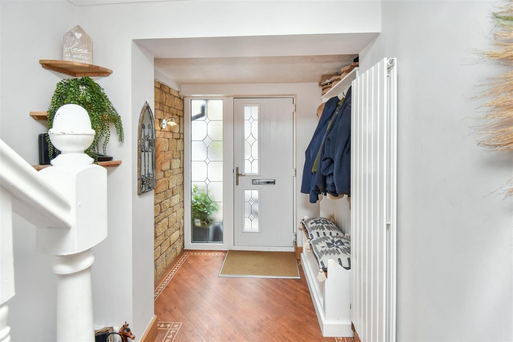 Additional image 10 of 6 bed detached house for saleNN17, Bramblewood Road, Weldon