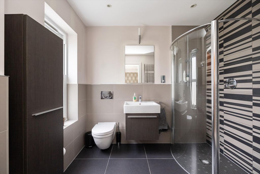 Additional image 15 of 5 bed detached house for saleHeath Ridge Green, Cobham, Surrey KT11