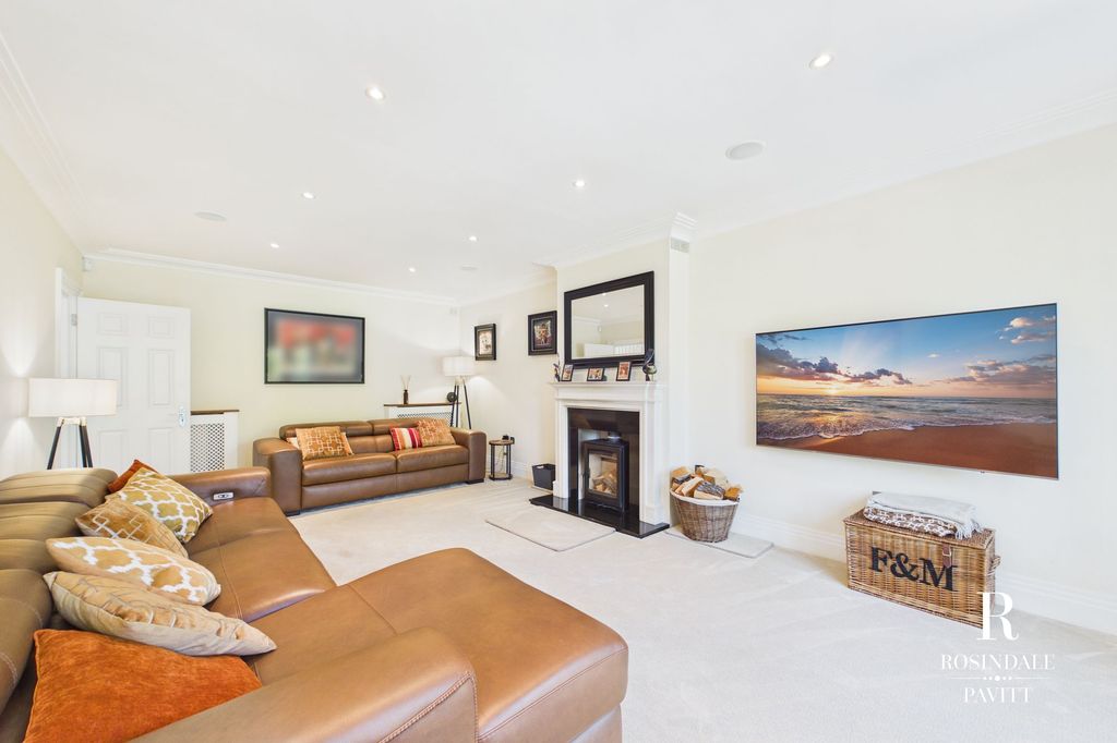 Additional image 16 of 5 bed detached house for saleHow Lane, Chipstead CR5