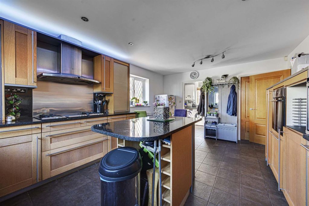 Additional image 11 of 5 bed detached house for saleTudor Way, Congleton CW12