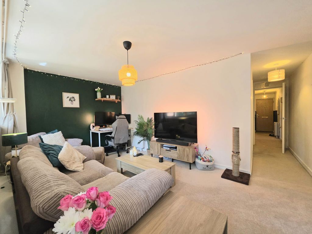 Additional image 3 of 1 bed flat for saleFlat, Jefford House, Copplestone Drive, Exeter EX4