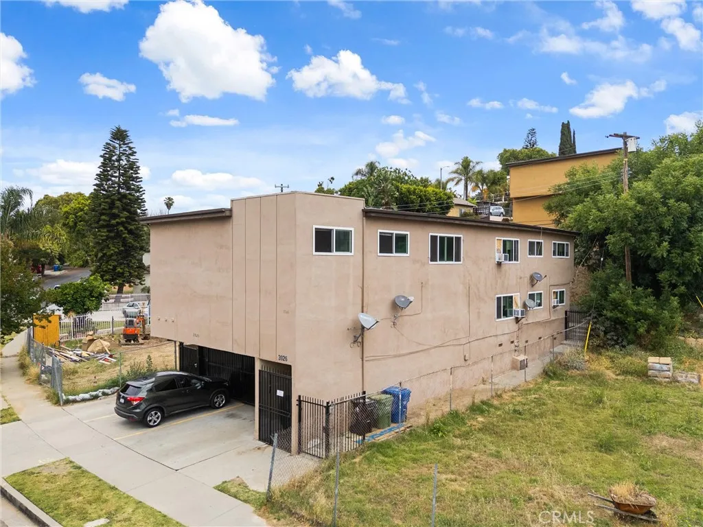 Additional image 26 of 3925 Barrett Rd, Los Angeles, CA 90032
