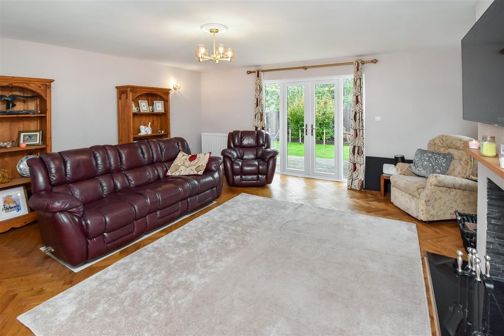 Additional image 3 of 4 bed detached house for saleNN17, Lorraine Gardens, Weldon