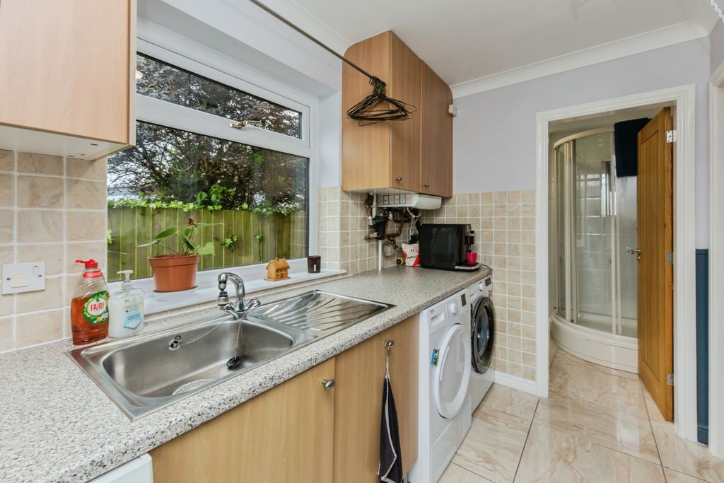Additional image 8 of 6 bed detached house for saleSydney Road, Crewe CW1