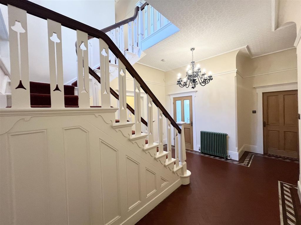 Additional image 18 of 5 bed detached house for salePark Lane, Congleton CW12