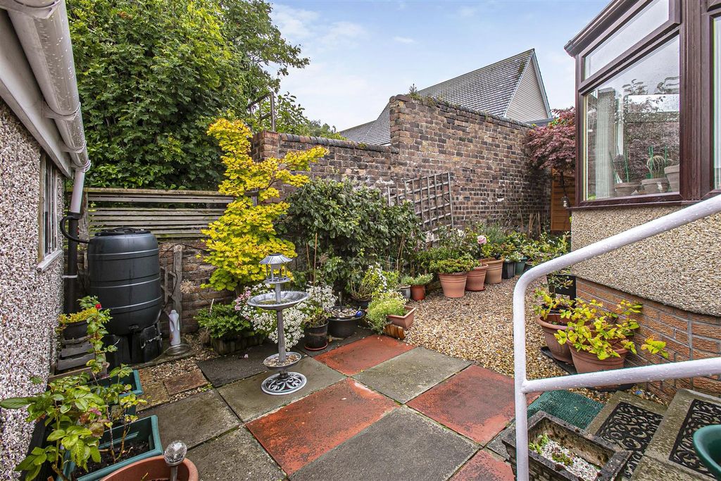 Additional image 25 of 3 bed detached bungalow for sale21 Paxton Crescent, Lochgelly KY5