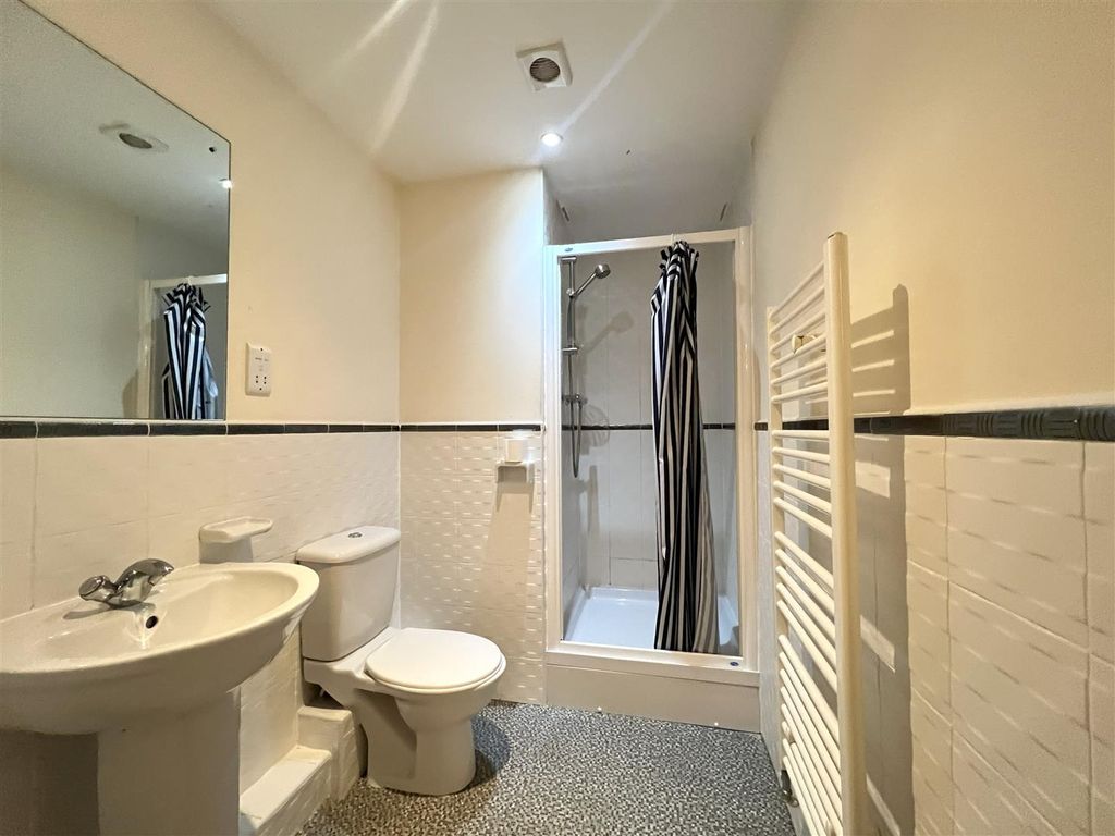 Additional image 10 of 2 bed flat for saleMill Green, Congleton CW12