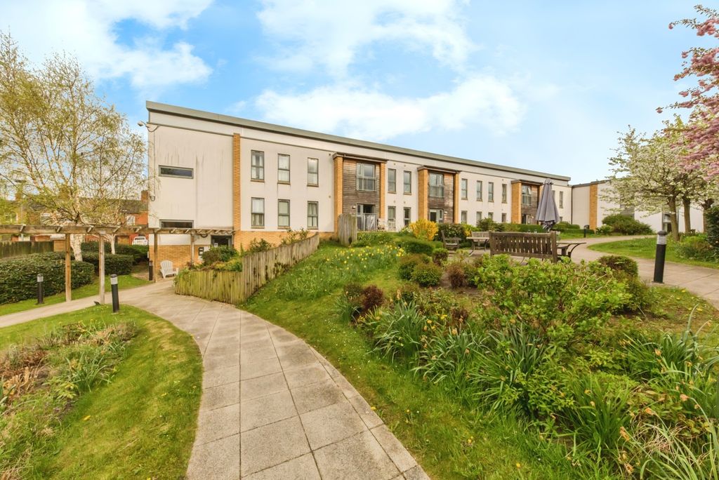 2 bed flat for saleRose Terrace, Crewe, Cheshire CW1