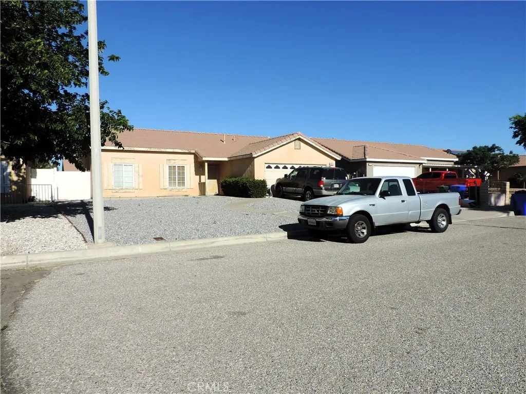 14653 Allison St, Adelanto, CA 92301 photo 4
