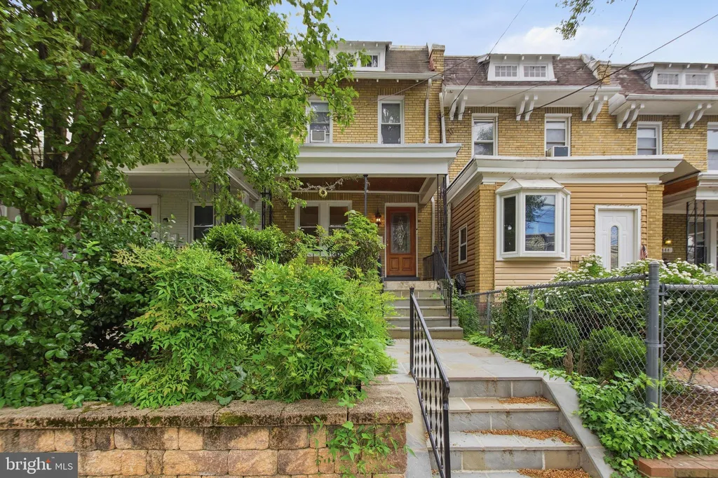 Additional image 2 of 440 NW Delafield Place NW, Washington, DC 20011