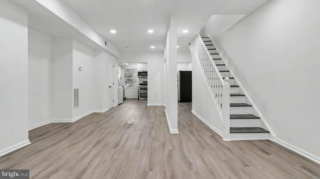 Additional image 3 of 1028 Kenyon Street NW, Washington, DC 20010