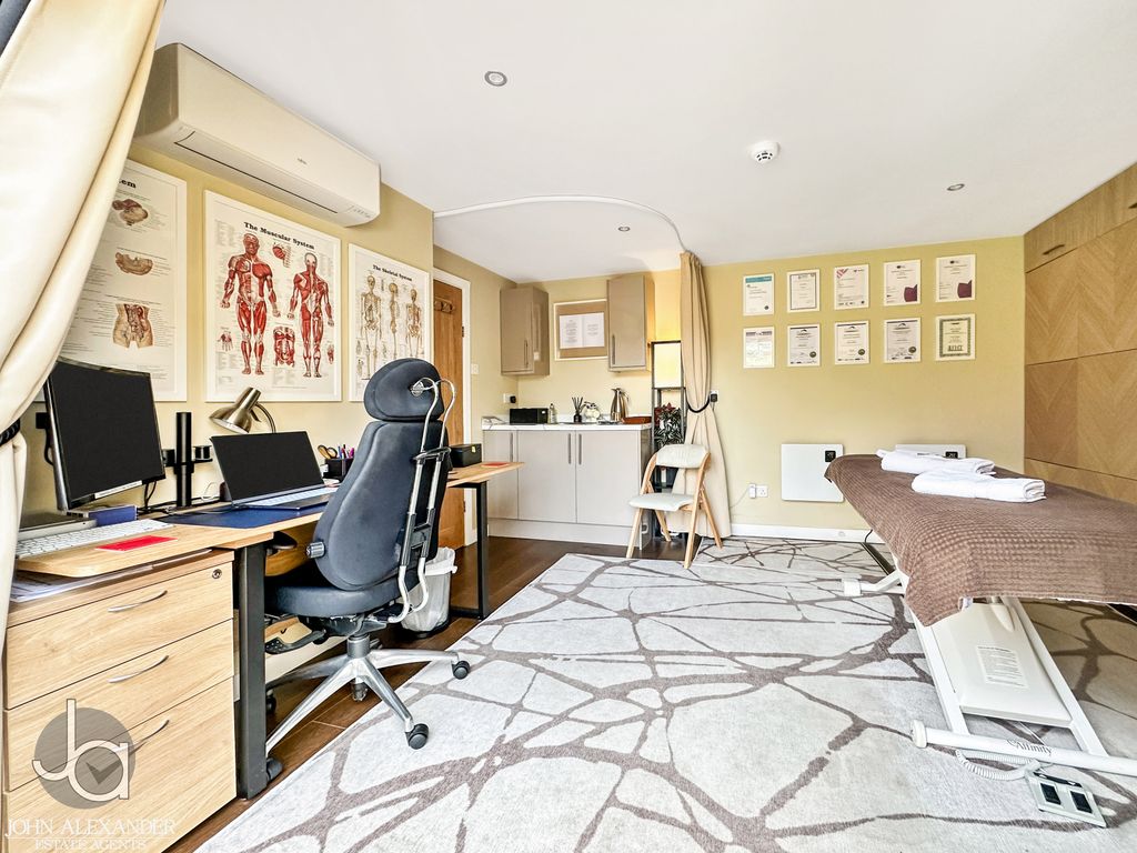 Additional image 26 of 4 bed detached house for saleStraight Road, Colchester CO3