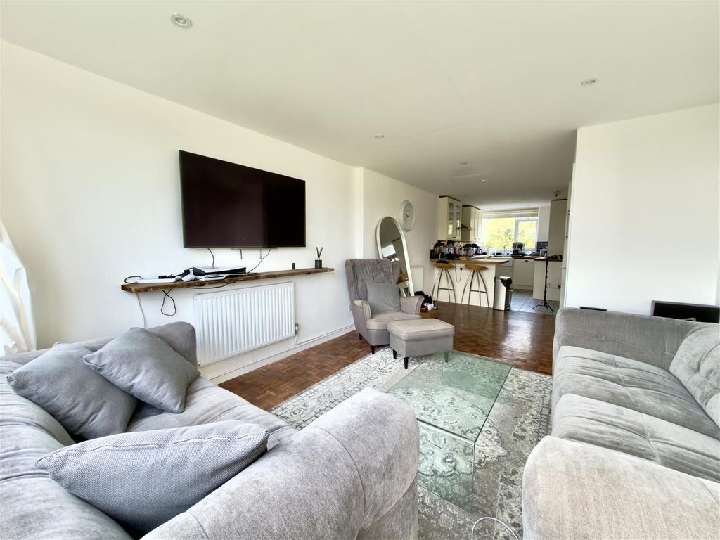 Additional image 3 of 2 bed flat for saleHailey Place, Cranleigh GU6