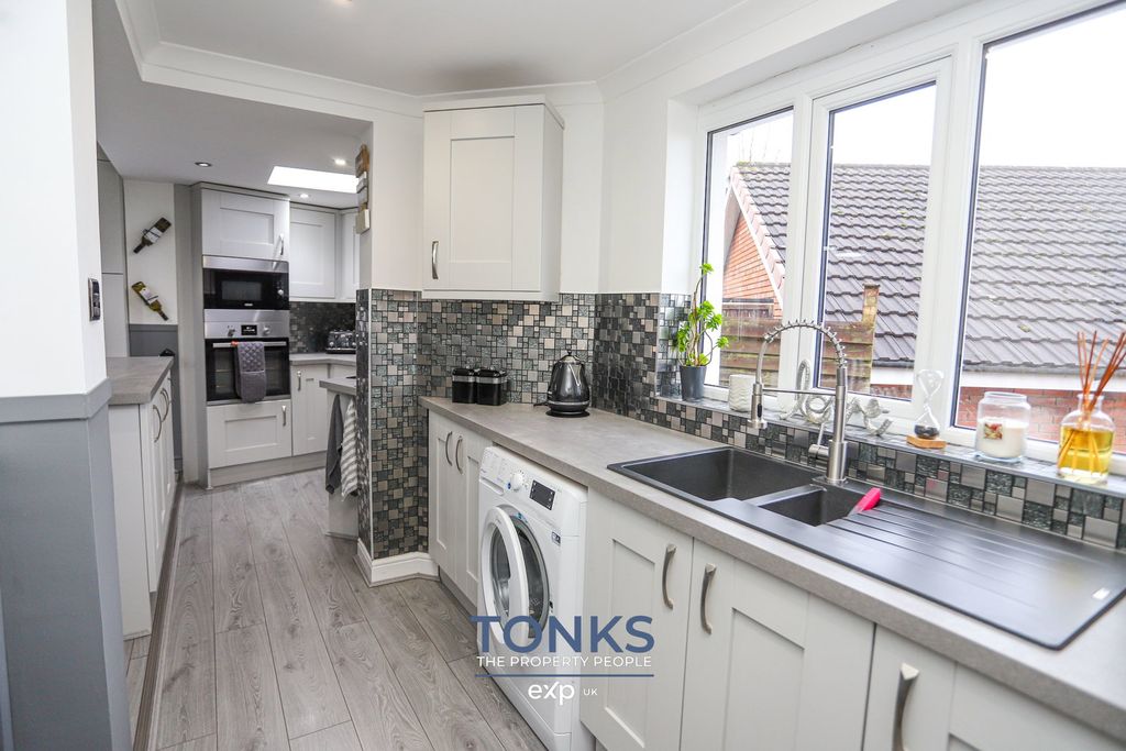 Additional image 5 of 2 bed bungalow for saleStation Road, Cradley Heath B64