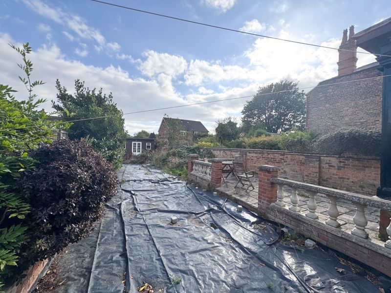 Additional image 11 of 4 bed semi-detached house for saleMill Road, Cleethorpes DN35