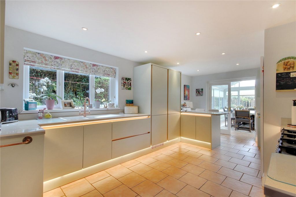 Additional image 2 of 4 bed detached house for saleCarriers Road, Cranbrook, Kent TN17