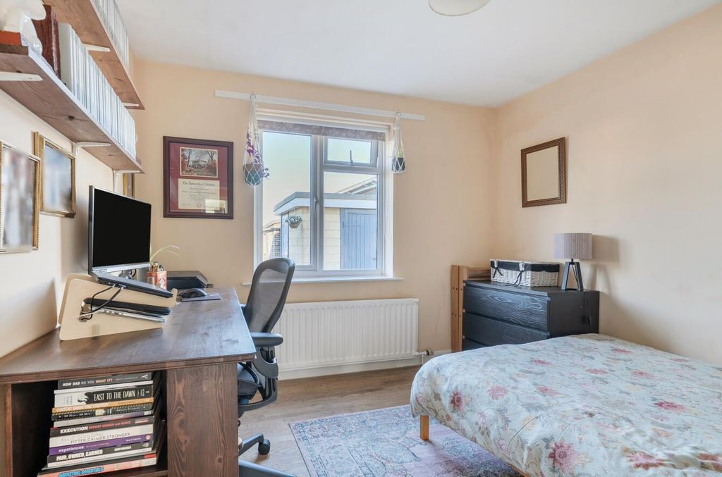 Additional image 12 of 2 bed detached bungalow for saleTellcroft Close, Corsham SN13