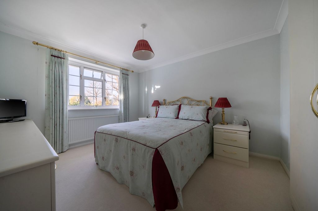 Additional image 9 of 4 bed detached house for saleCromwell Place, Cranleigh GU6