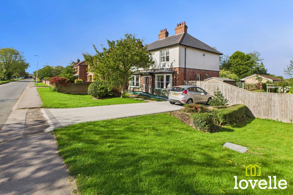 4 bed detached house for saleNorth Moor Lane, Cottingham, East Riding Of Yorkshire HU16