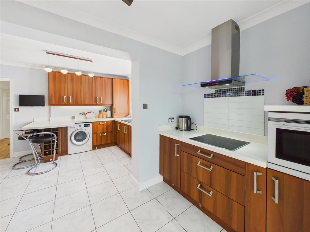 Additional image 5 of 4 bed detached house for saleHornbeam Drive, Cottingham HU16