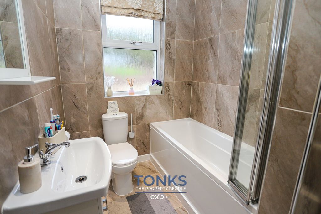 Additional image 15 of 2 bed bungalow for saleStation Road, Cradley Heath B64