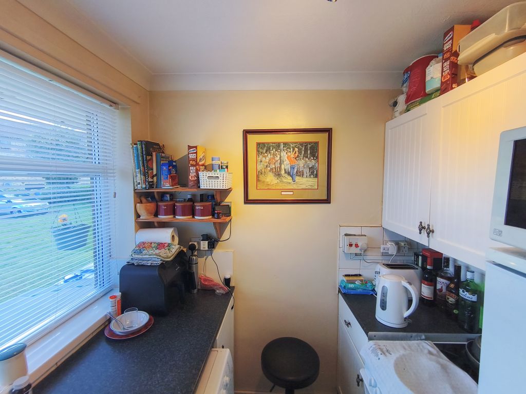 1 bed flat for saleChirnside, Cramlington NE23 photo 5