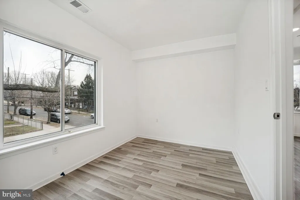 Additional image 14 of 1642 16th Street SE Unit 3, Washington, DC 20020