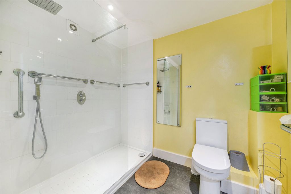 Additional image 7 of 4 bed terraced house for saleHigh Street, Crediton, Devon EX17