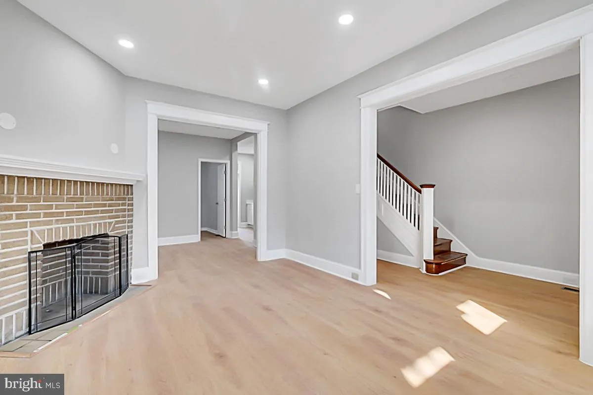 Additional image 36 of 727 Otis Place NW, Washington, DC 20010