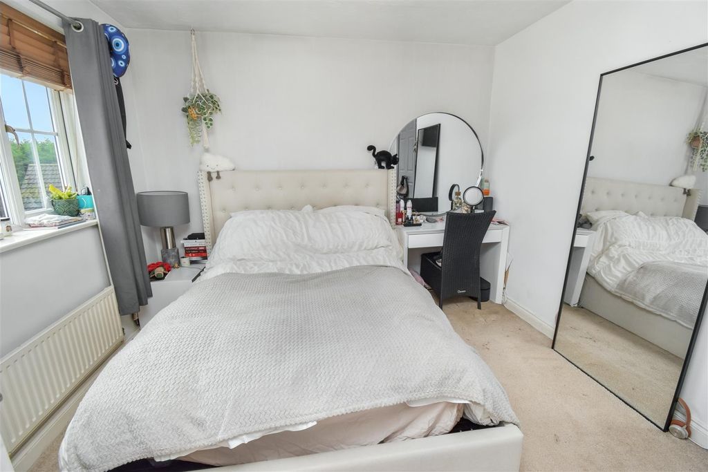 Additional image 14 of 6 bed detached house for saleNN17, Bramblewood Road, Weldon