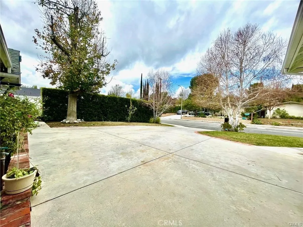 7138 Kilty Ave, West Hills, CA 91307 photo 3